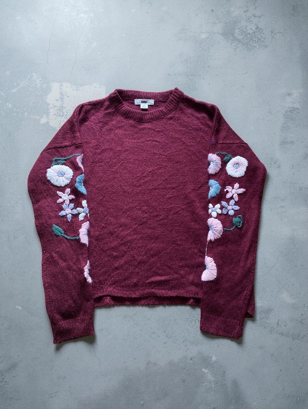 amp Womens XS Burgundy Knit Sweater Floral Sleeve Embroidered Crewneck Maroon - Picture 1 of 8